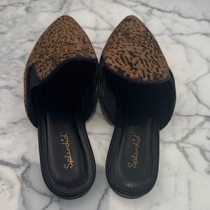 Splendid Brown Leopard Mules